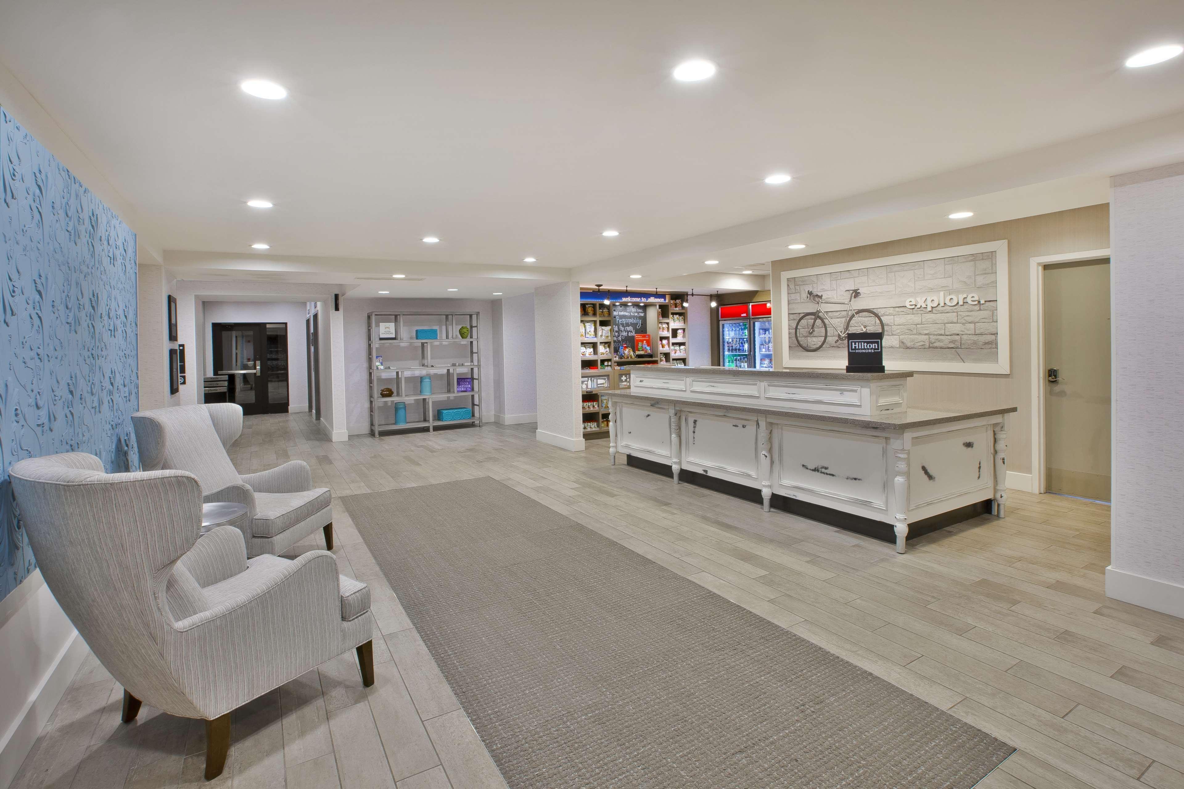 Hampton Inn & Suites אליאנס מראה חיצוני תמונה